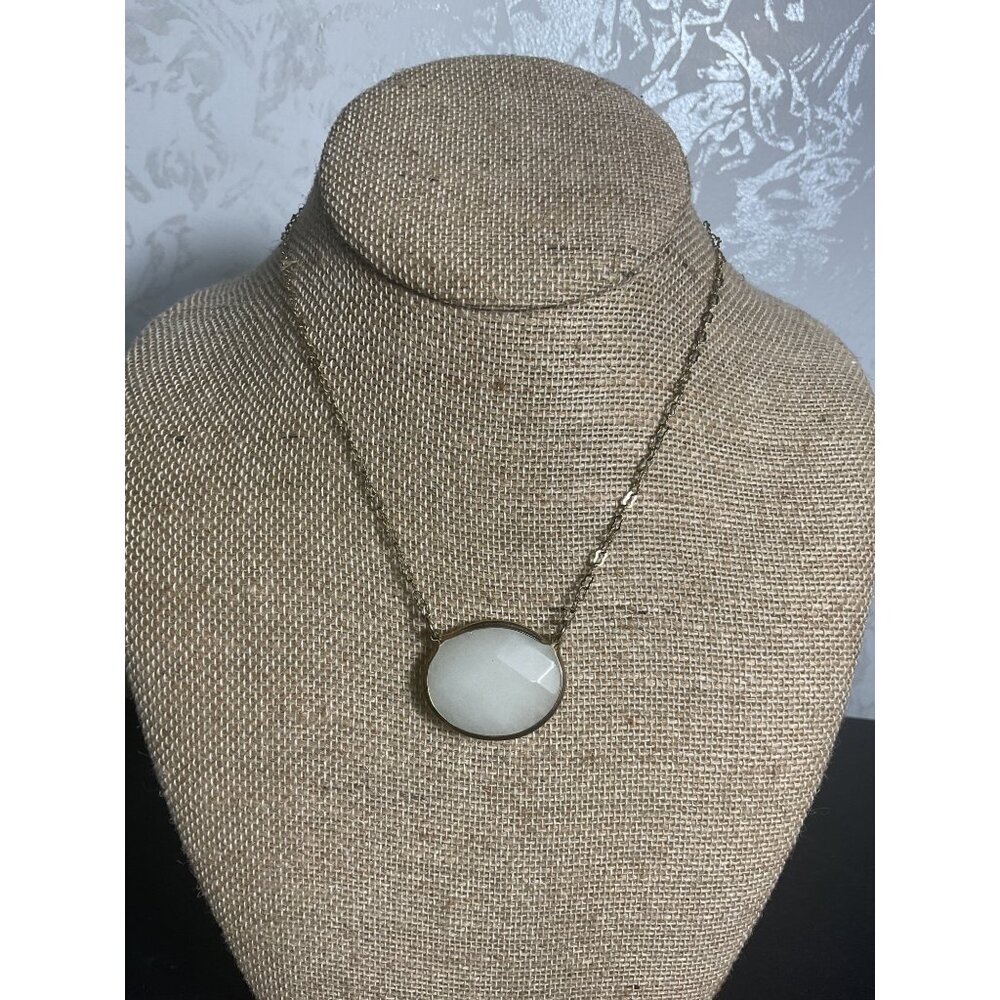 Gold-Tone Necklace With White Oval Pendant & Adjustable Chain